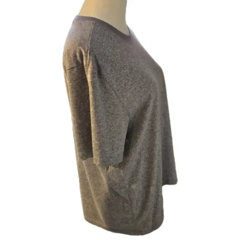The Nike Tee color Gray size L
